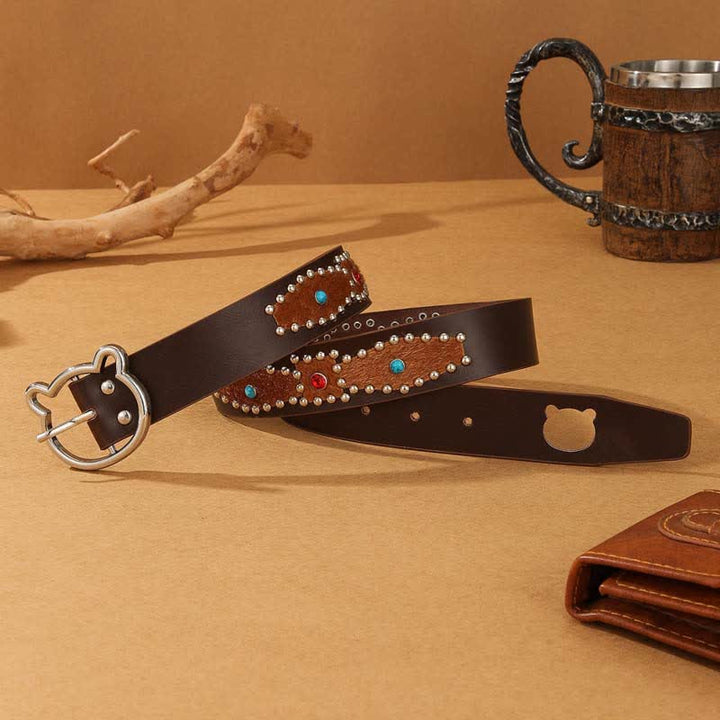 Cinturón de cuero con remaches bohemios y hebilla de oso para mujer