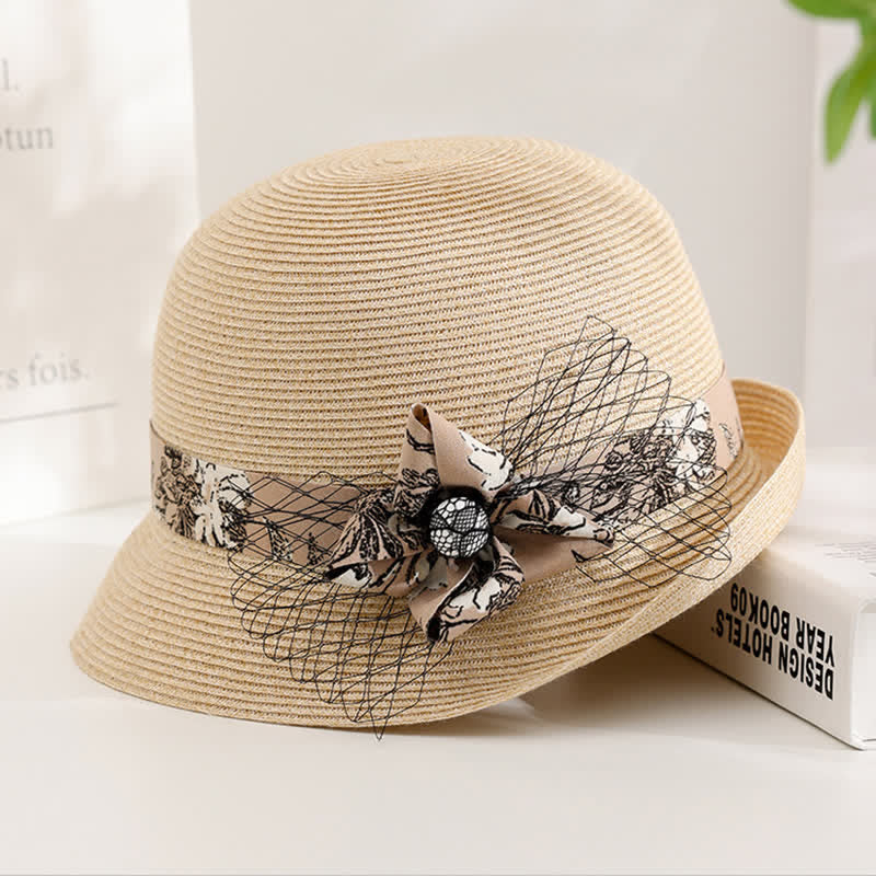 Sombrero de paja de verano elegante con decoración floral estilo romano para mujer