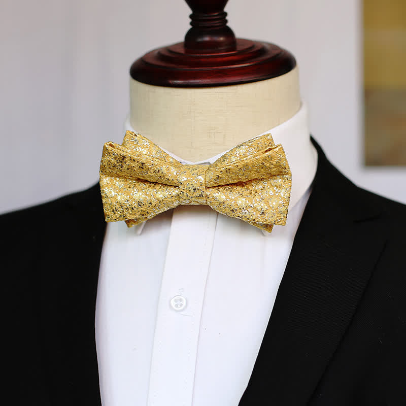 Pajarita dorada con detalles brillantes para hombre