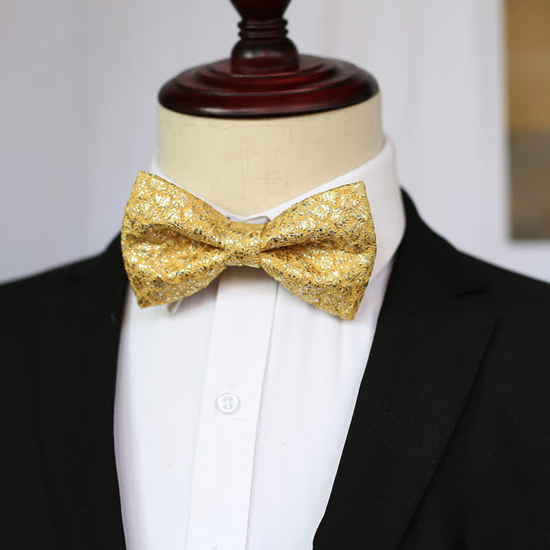 Pajarita dorada con detalles brillantes para hombre