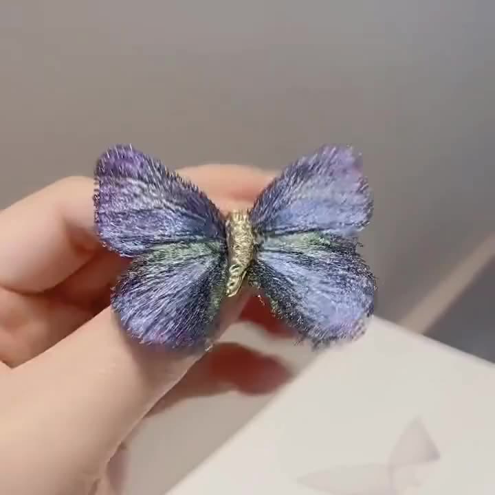 Broche bordado con mariposas retro en degradado de color para mujer