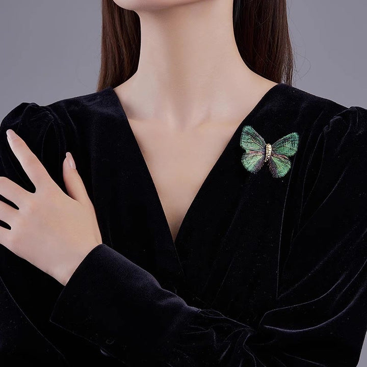 Broche bordado con mariposas retro en degradado de color para mujer
