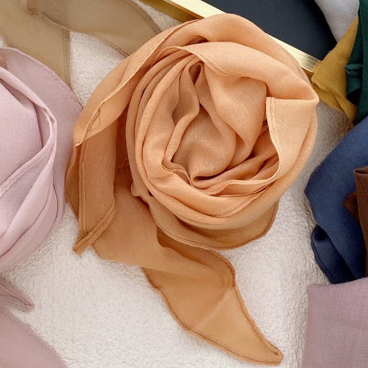 Bufanda triangular chal fina de color liso para mujer
