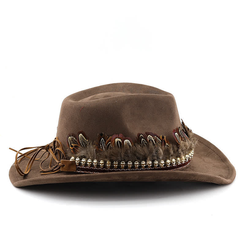 Sombrero de vaquero de gamuza con banda de plumas decorativa étnica