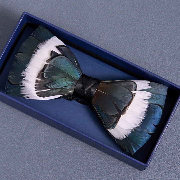 Pajarita de plumas azules y blancas de Wildness