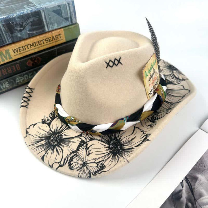 Sombrero de vaquero con correa étnica y decoración de plumas de girasol del oeste
