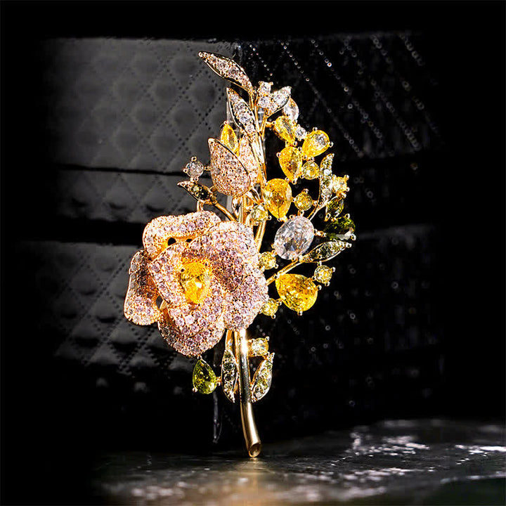 Broche de circonita con ramo de flores rosas para mujer