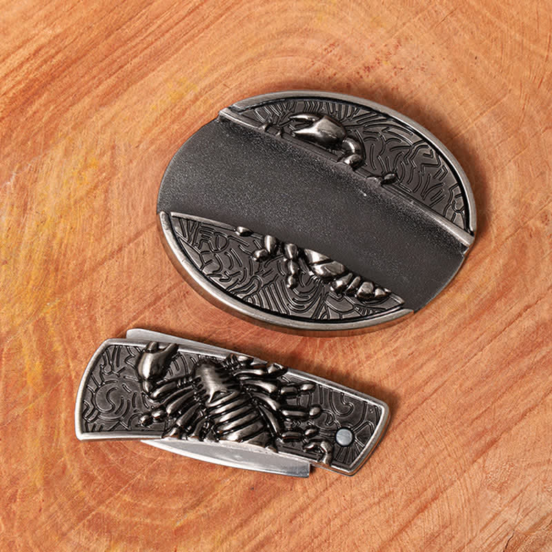Cinturón de cuero con cuchillo plegable oculto de escorpión para hombre