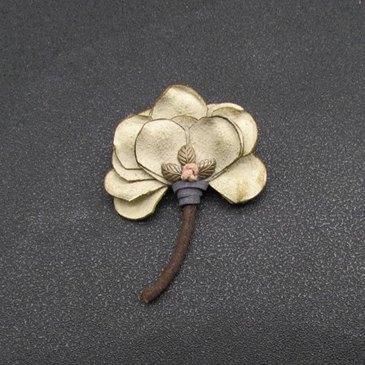 Broche de tela con pétalos de flores para boda, diseño original, estilo retro