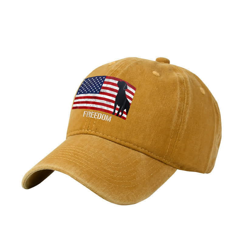 Gorra de béisbol ajustable bordada con la bandera estadounidense de perros y libertad
