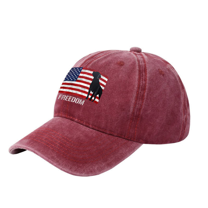 Gorra de béisbol ajustable bordada con la bandera estadounidense de perros y libertad