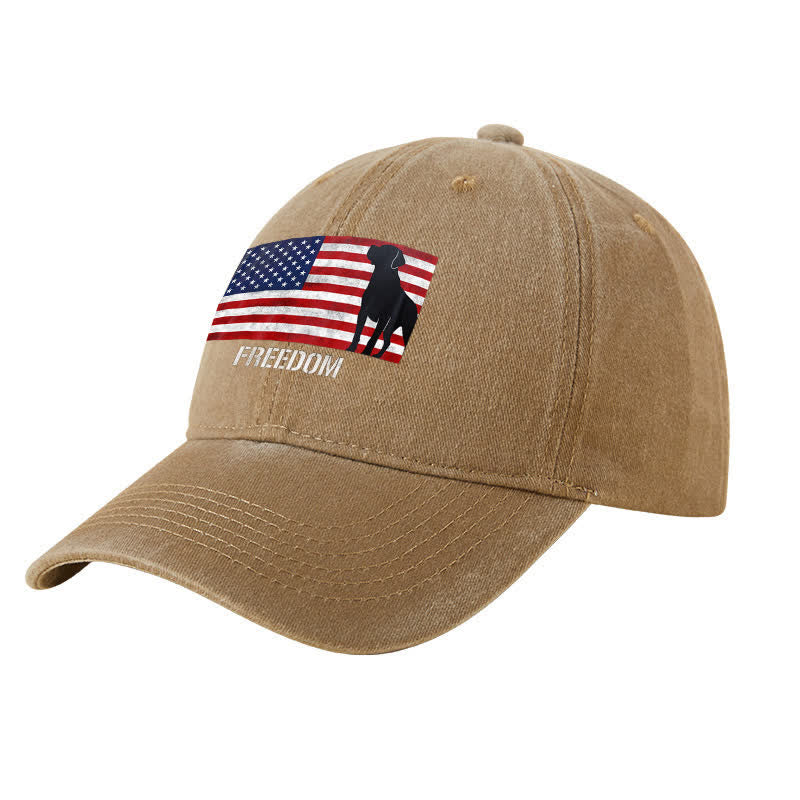 Gorra de béisbol ajustable bordada con la bandera estadounidense de perros y libertad