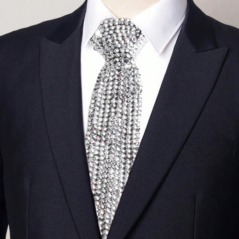 Corbata creativa con brillantes diamantes de imitación