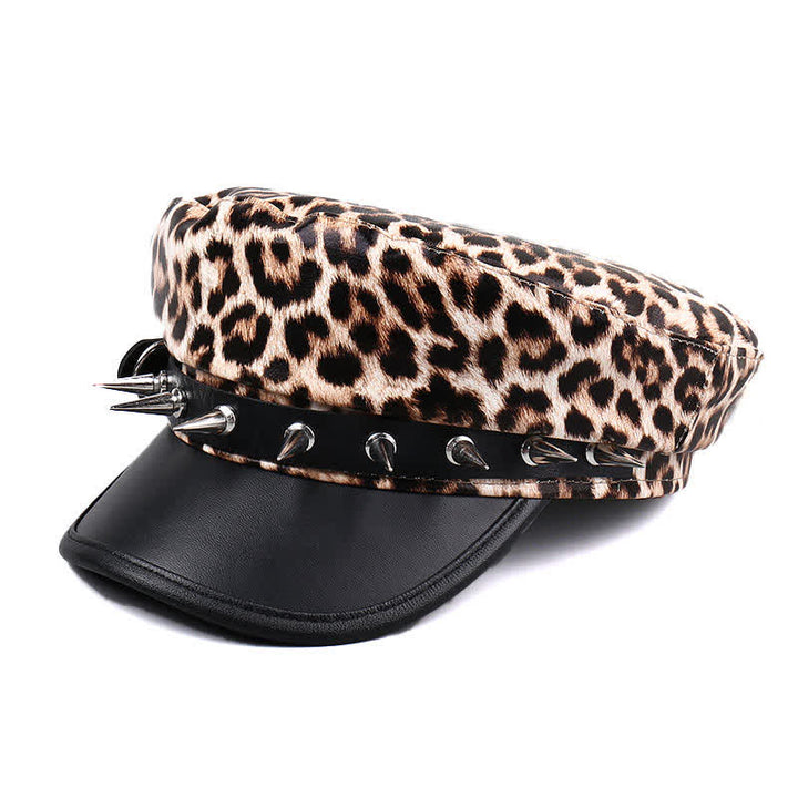 Boina de cuero con estampado de leopardo y remaches para mujer