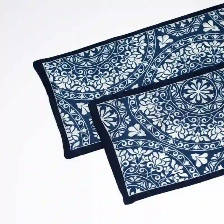 Bufanda larga y fina de doble cara con estampado floral azul y blanco para hombre