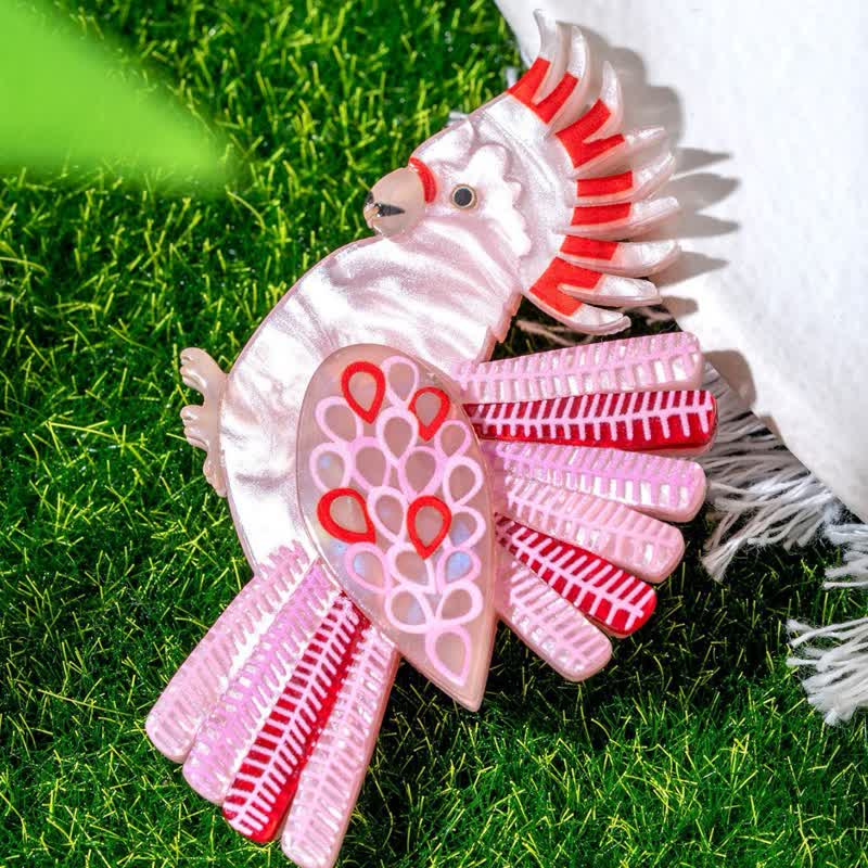 Broche de acrílico hecho a mano con forma de pájaro loro rosa - image 2