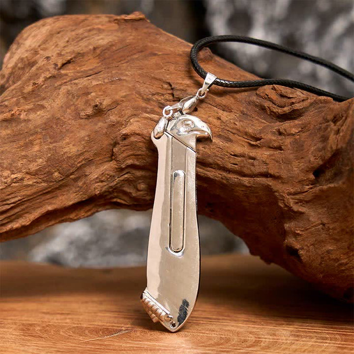 Collar con colgante multifunción y cuchillo oculto de Liberal Hawk