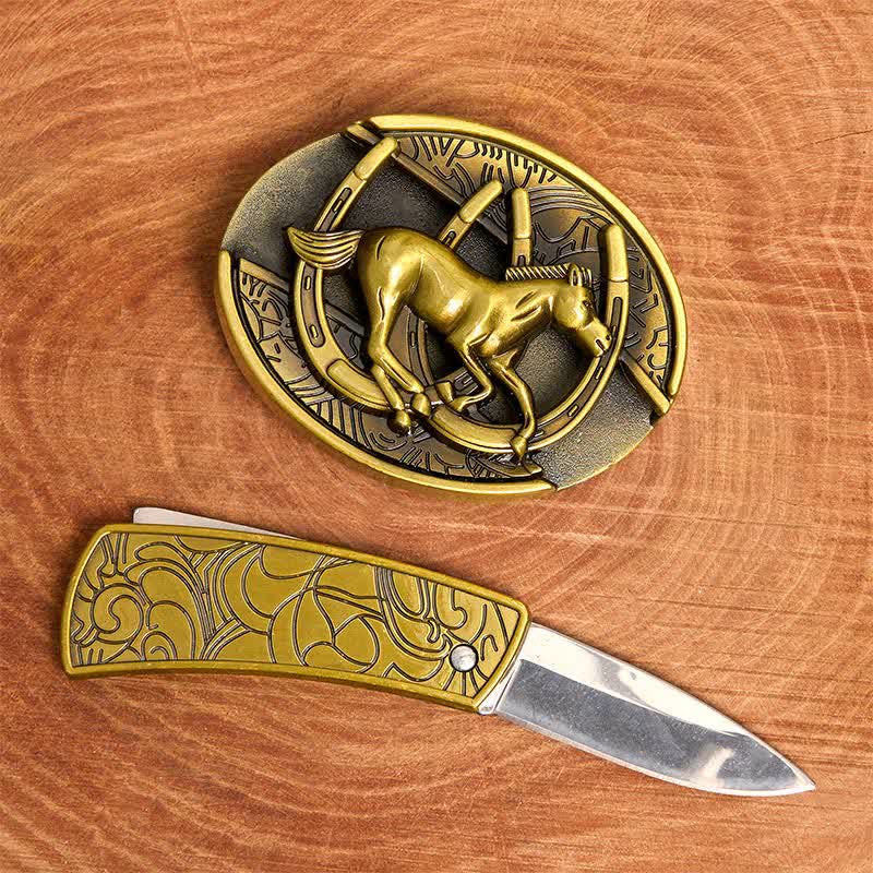 Cinturón de cuero con cuchillo plegable oculto de caballo al galope de bronce para hombre - image 2