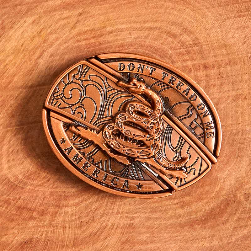 Cinturón de cuero con navaja plegable oculta de serpiente de bronce rojo para hombre - image 3