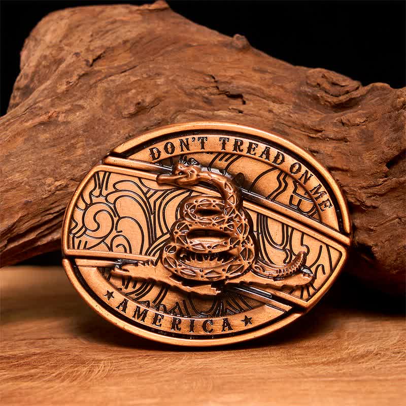 Cinturón de cuero con navaja plegable oculta de serpiente de bronce rojo para hombre - Serpiente - Sin cinturón - Cinturón no incluido - image 1