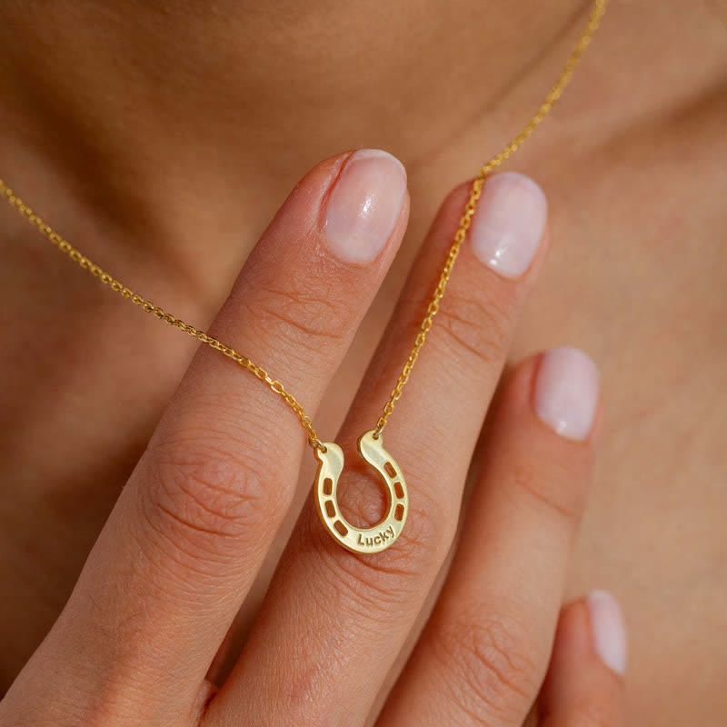 Collar con colgante de herradura en forma de U de la suerte con nombre personalizado - Oro - image 1