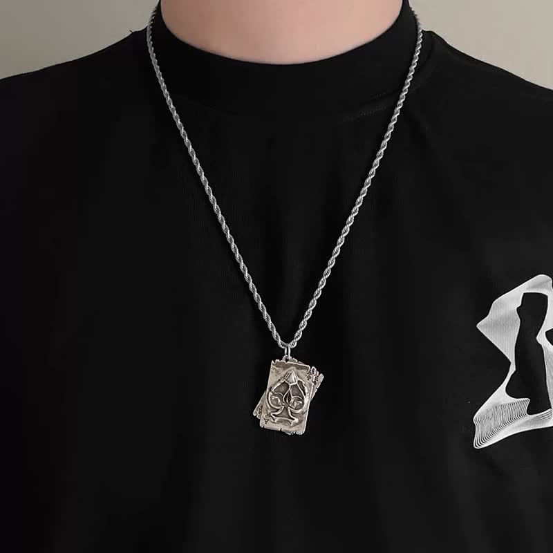 Collar unisex de metal con diseño de póker estilo hip hop - image 2