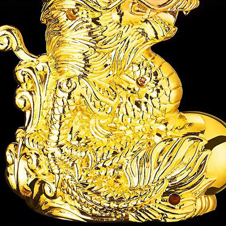 Encendedor de butano resistente al viento con diseño de dragón jugando con la perla en relieve - image 6