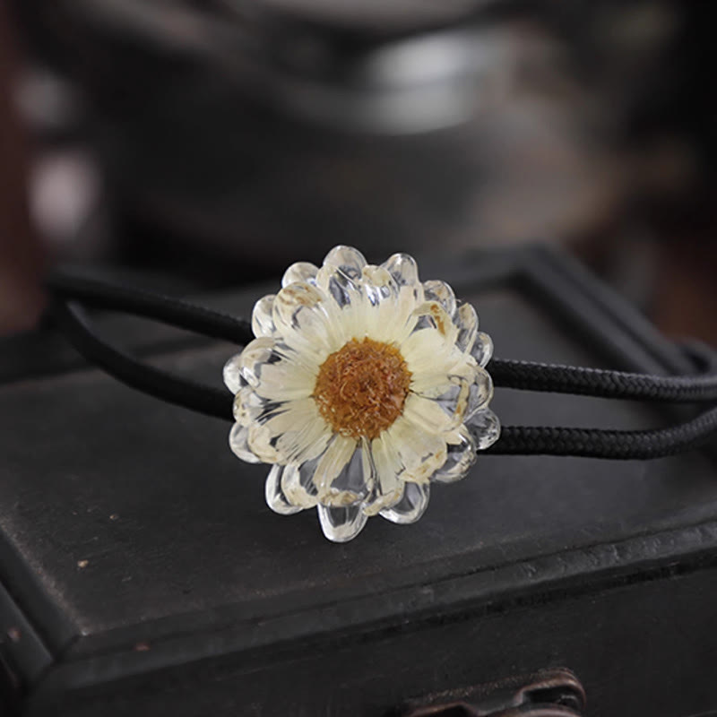 Corbata bolo para mujer hecha a mano con margaritas y flores secas - Un poco amarillo - Cuerda suave - image 6