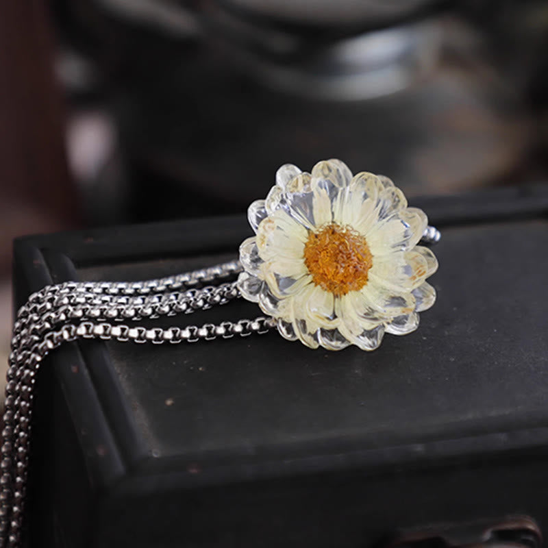 Corbata bolo para mujer hecha a mano con margaritas y flores secas - Un poco amarillo - Cadena de acero - image 5