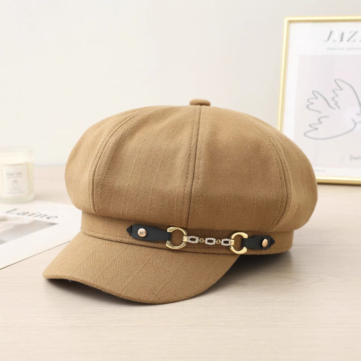 Boina de invierno de moda para mujer con cadena y hebilla de metal - Caqui - Ajustable (21 5/8"-23 5/8") - image 0