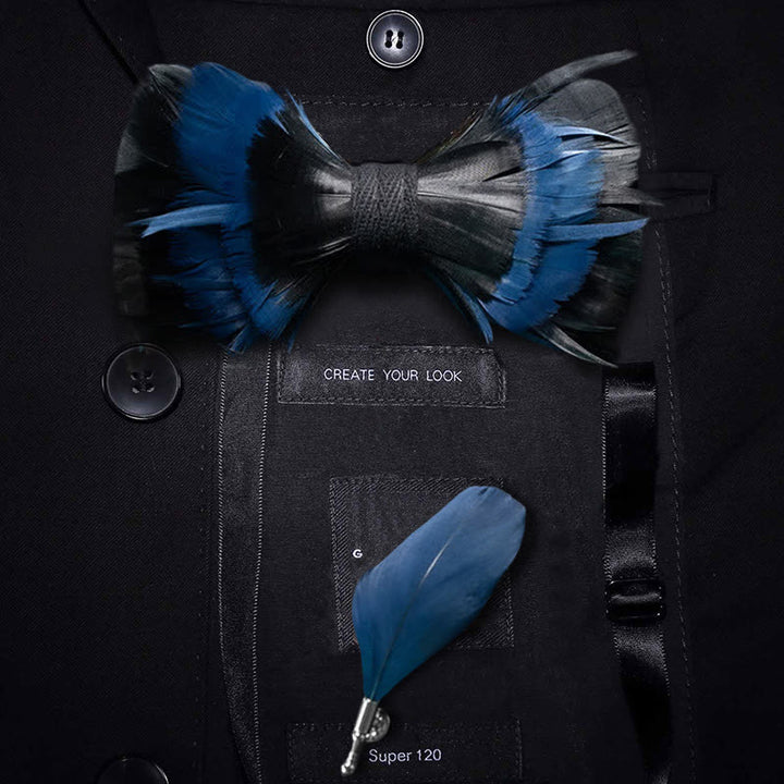 Pajarita con plumas en azul medianoche y negro y broche de solapa - Adulto - image 0