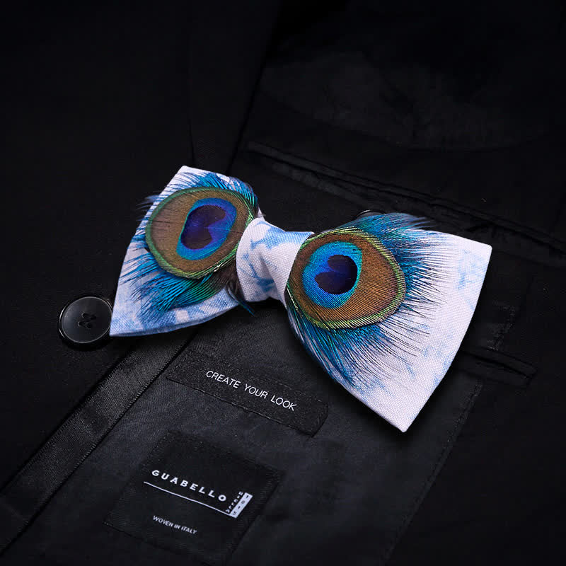 Pajarita de plumas de pavo real con ojos teñidos en azul y blanco - image 2