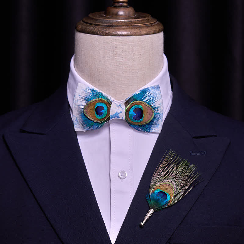 Pajarita de plumas de pavo real con ojos teñidos en azul y blanco - image 1