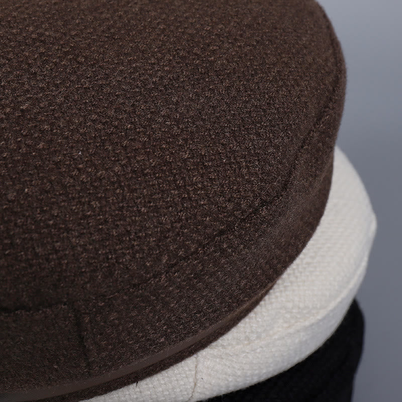Boina de invierno con hebilla metálica y parte superior plana para mujer - image 5