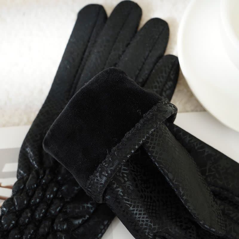 Guantes de terciopelo suave con estampado de pitón brillante para mujer - image 1