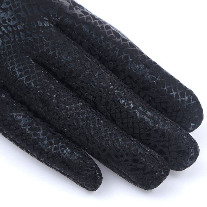 Guantes de terciopelo suave con estampado de pitón brillante para mujer - image 6