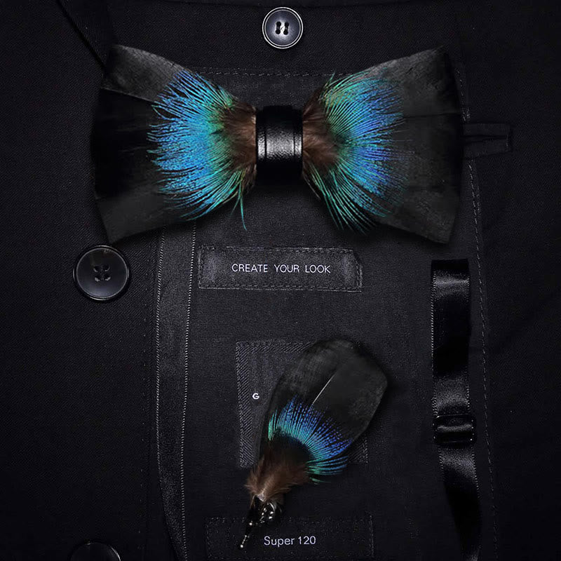 Pajarita de plumas versátil negra y azul con prendedor de solapa - Adulto - image 0