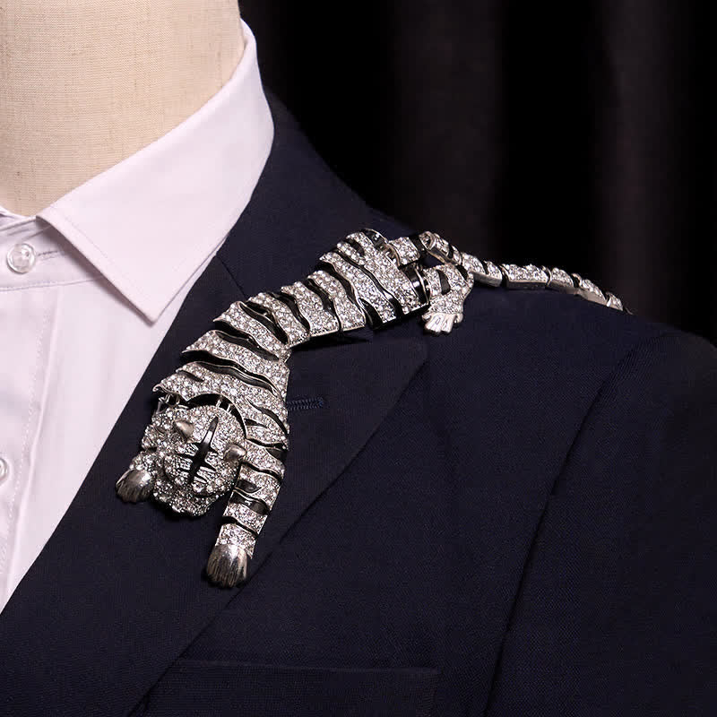 Broche grande de lujo con brillantes diamantes de imitación de tigre majestuoso para hombre - Plata - image 0