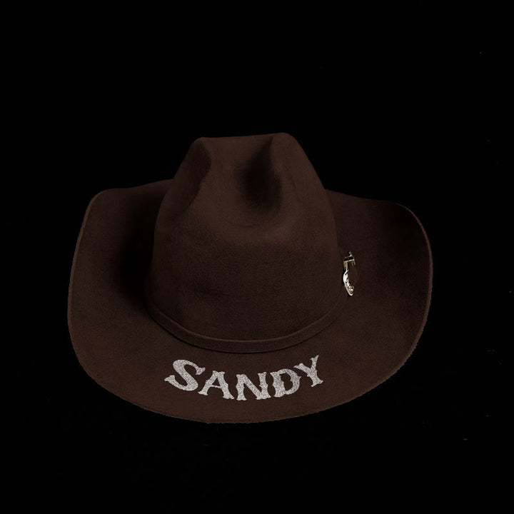 Sombrero de vaquero de color sólido con texto personalizable y cinturón - image 9