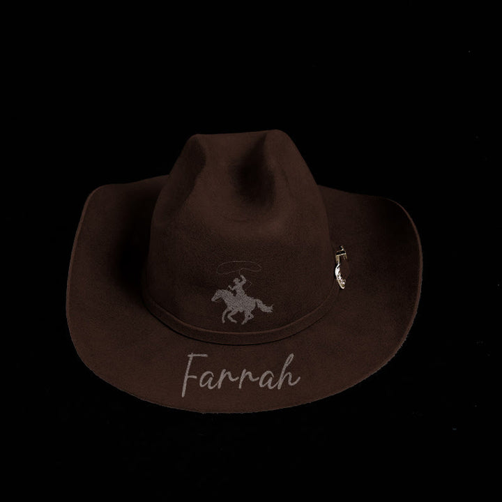 Sombrero de vaquero con texto y cinturón personalizables con estampado de equitación - image 9