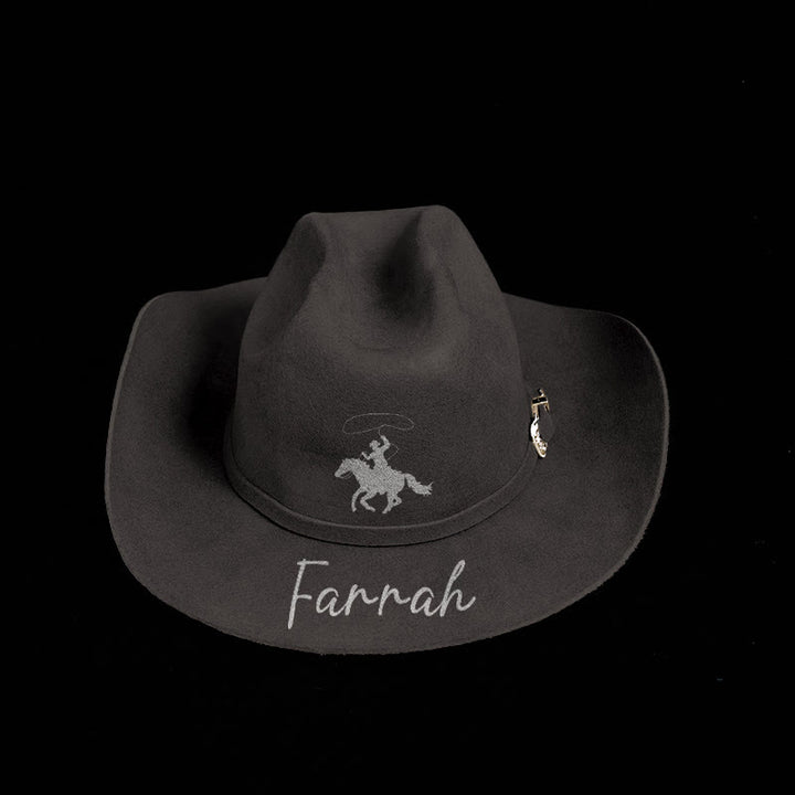 Sombrero de vaquero con texto y cinturón personalizables con estampado de equitación - image 11