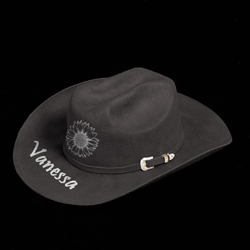 Personaliza tu patrón y texto con un sombrero de vaquero de color sólido - image 1