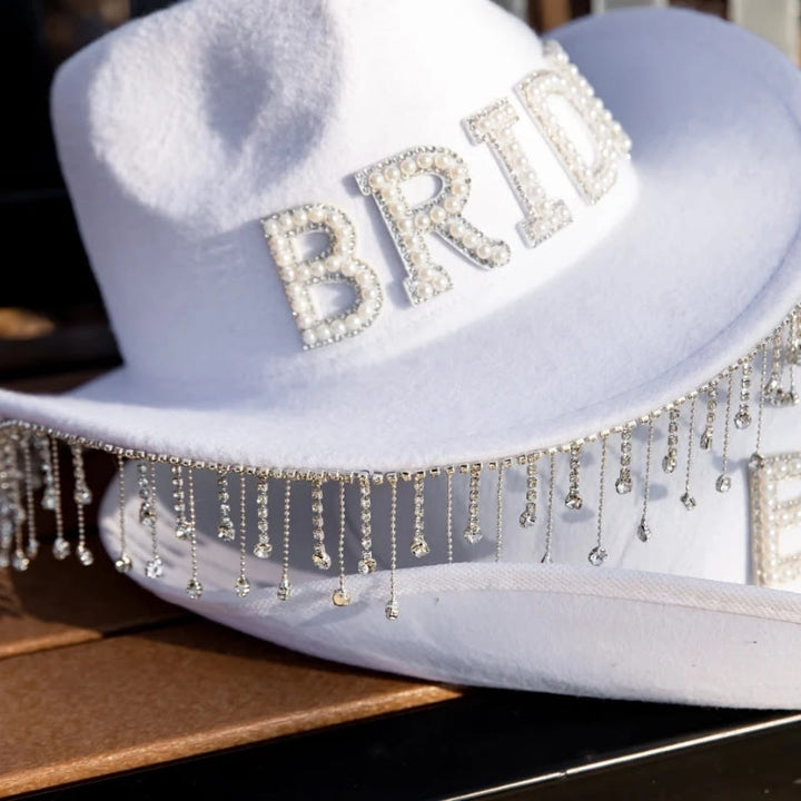 Exquisito sombrero de vaquero con borlas y incrustaciones de perlas para novia - image 6