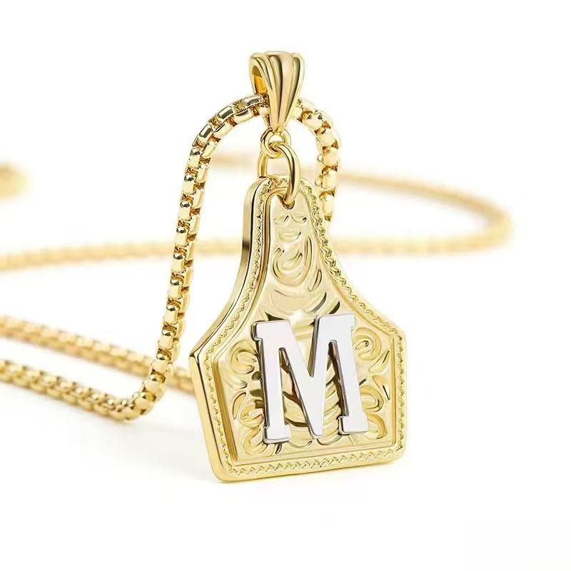 Collar con colgante de letra en relieve exquisito de oro y plata - Dorado - METRO - image 16