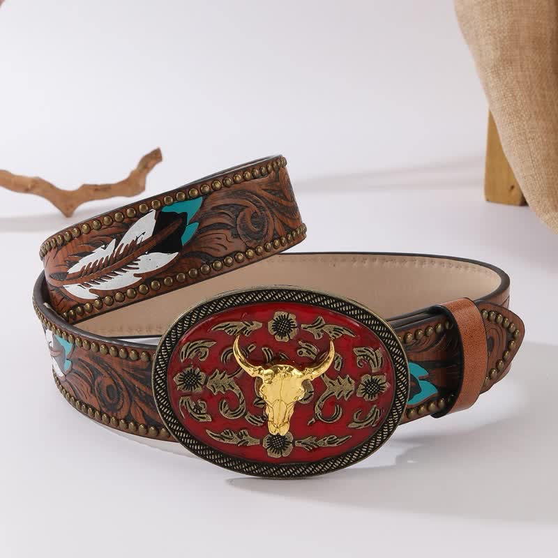 Cinturón de cuero con remaches de plumas y hebilla roja oscura de Longhorn Bull - Rojo oscuro y dorado - 38 - image 0