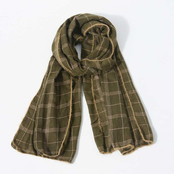 Bufanda clásica atemporal con estampado de cuadros y ribete de pelo - Verde militar - image 11