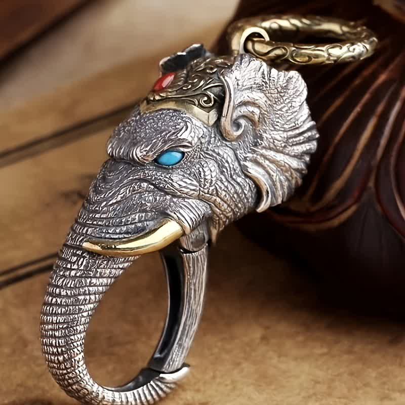 Llavero con cabeza de elefante, escultura vívida hecha a mano - image 1