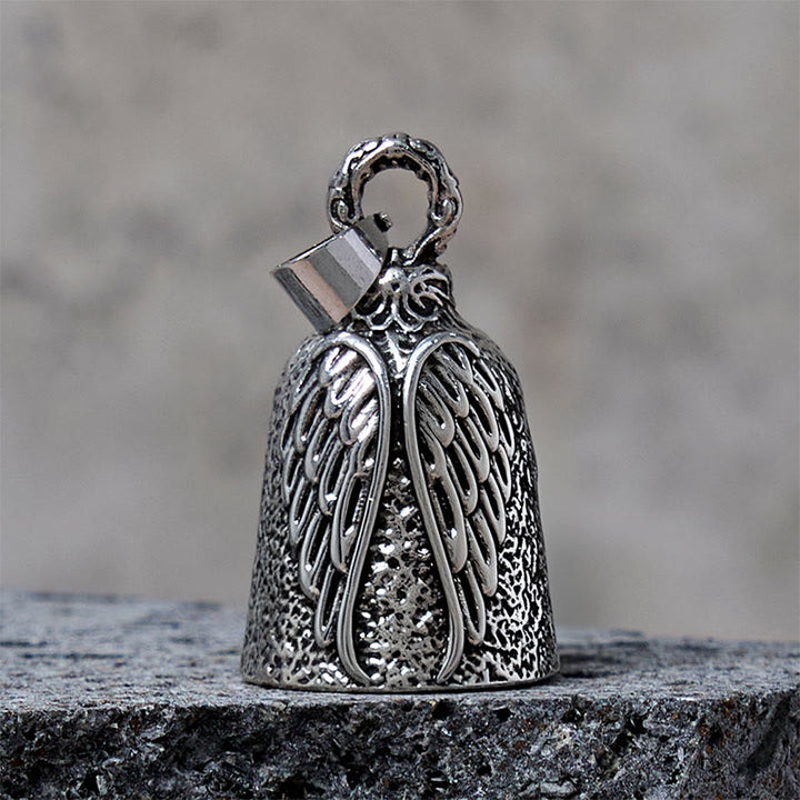 Llavero vintage con campana de motocicleta y alas de ángel - Plata - Colgante - image 1