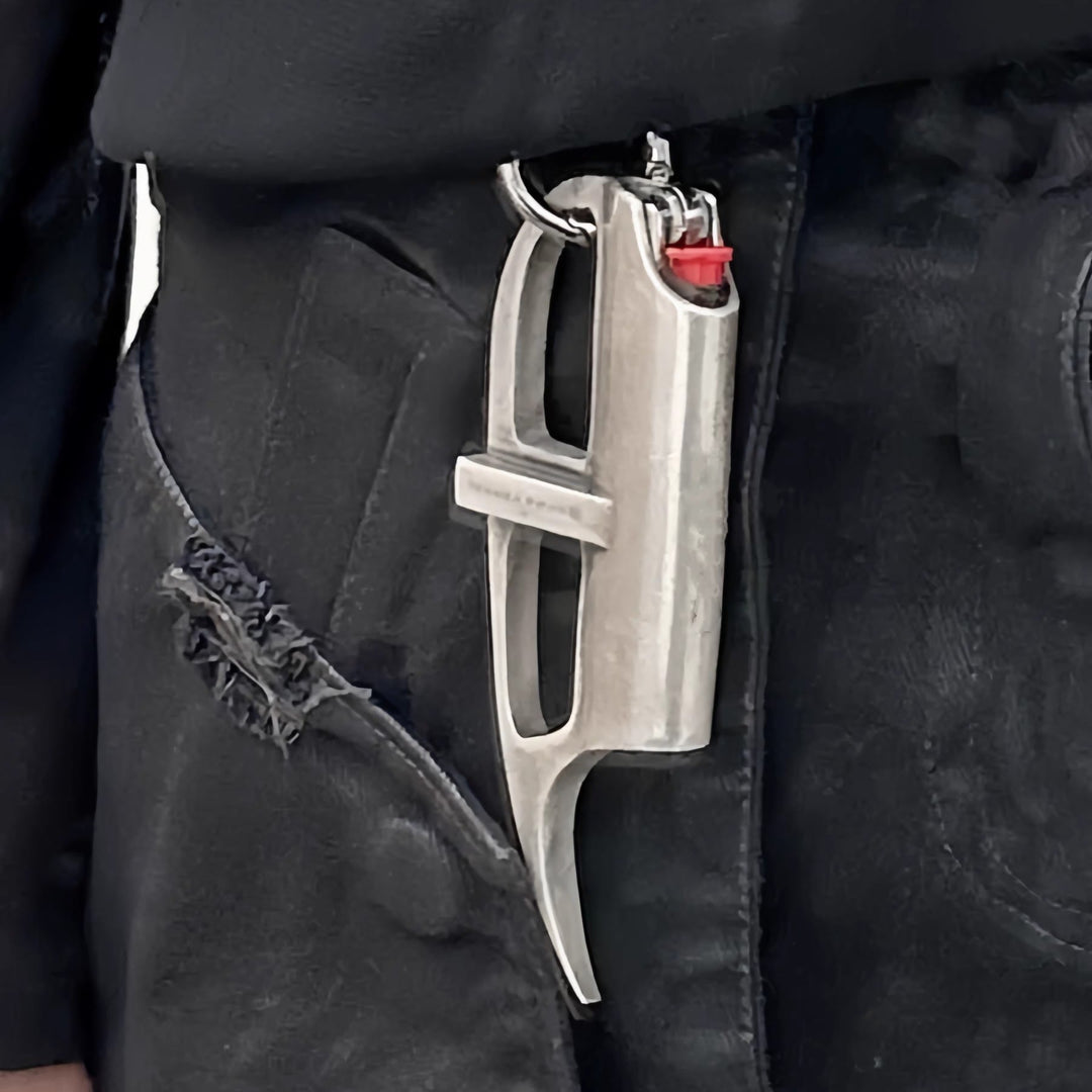 Estuche para llavero y encendedor de aleación mate estilo punk vintage - image 0