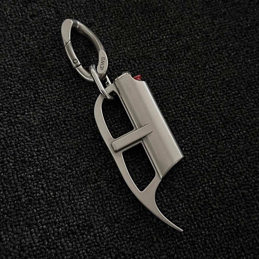 Estuche para llavero y encendedor de aleación mate estilo punk vintage - Llavero - image 1
